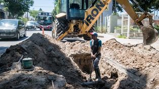 El Municipio de Paraná realiza tareas en cañerías de calle Croacia Norte y pone en funcionamiento un tanque de reserva de agua en Bajada Grande&nbsp;
