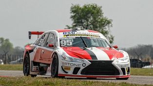 En su regreso a la categoría Russo avanzó varias posiciones en la carrera final.&nbsp;