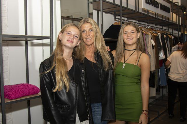 Sara Bertrán, Rocío Renzi y Renata Bertrán