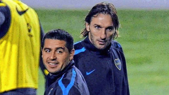 Schiavi criticó sin piedad a Riquelme por el presente de Boca