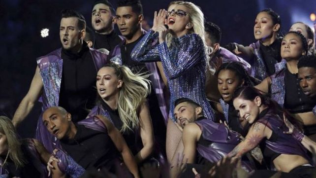 ¿Porque Lady Gaga cancela el resto de gira?