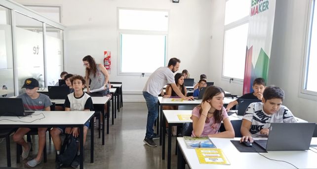 La provincia potencia y promueve la formación del talento científico-tecnológico