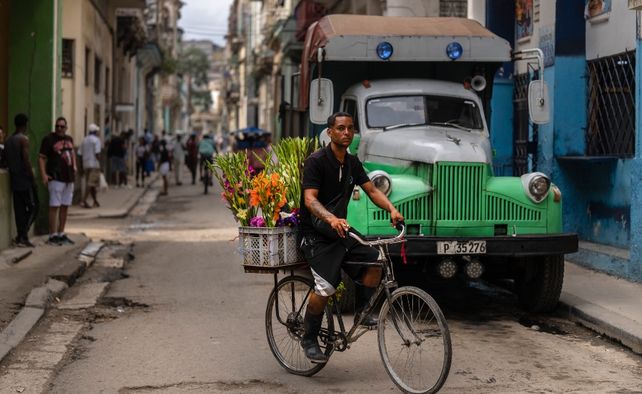 Cuba aumenta 500% los combustibles en un nuevo plan de ajuste