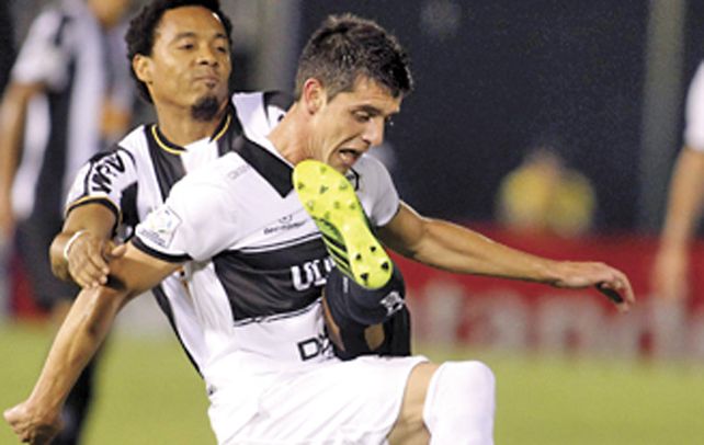 Aguantó. Olimpia sorteó la presión.