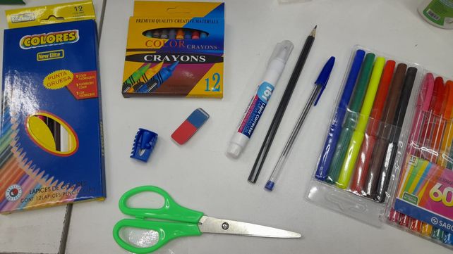 La canasta escolar consta de 23 productos