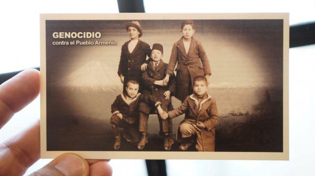 La Cátedra Armenia de la UNR organiza cada año diversas actividades para visibilizar lo sucedido en 1915 desde una pedagogía de la memoria.