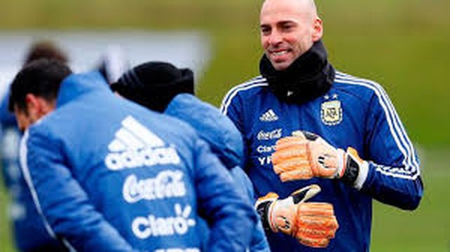  Wilfredo Caballero anunció su retiro como profesional