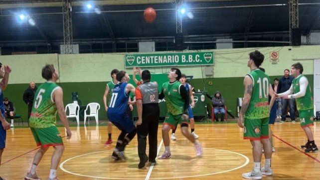 Torneo Oficial A2: Centenario venció a Argentino en el cierre de la segunda fecha