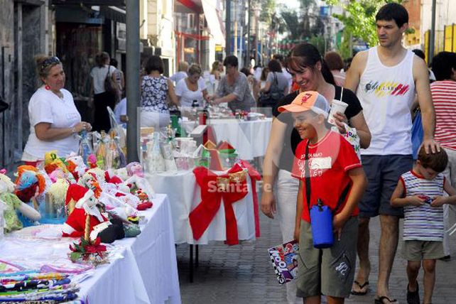 Los comercios de la ciudad se visten de fiesta este fin de semana