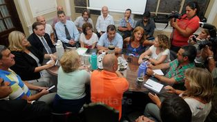 Paritarias: El gobierno mejoró la propuesta a los docentes