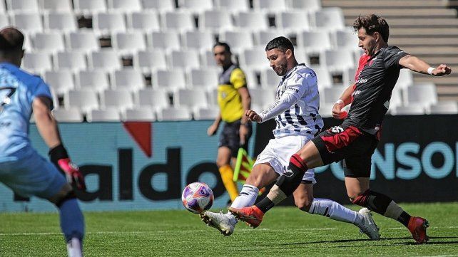 Colón y Talleres se verán las caras por tercera vez en Copa Argentina. Colón y Talleres se verán las caras por tercera vez en Copa Argentina.