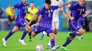 El jugador de la Selección Argentina, Thiago Almada, es pretendido por Botafogo.