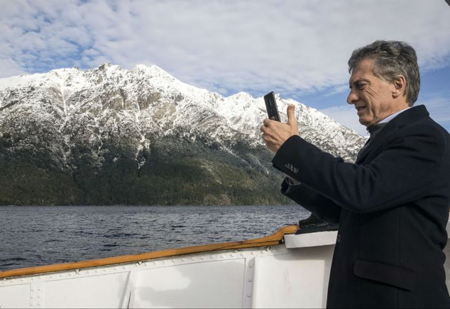 Viajero. Mauricio Macri se embarcó en la histórica nave Modesta Victoria