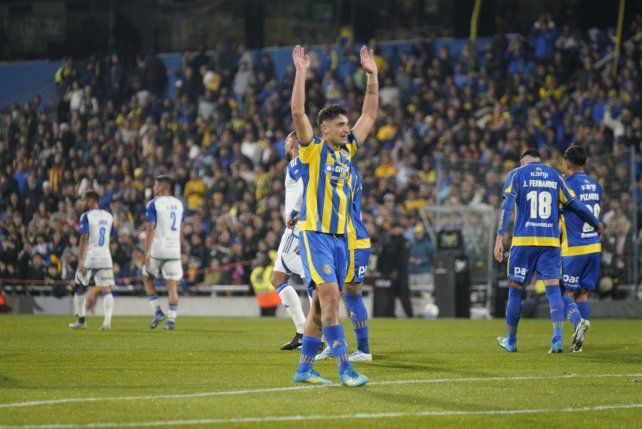 Alejo Veliz está a punto de ponerle punto final a su segundo ciclo en Central. Los hinchas lo van a extrañar.