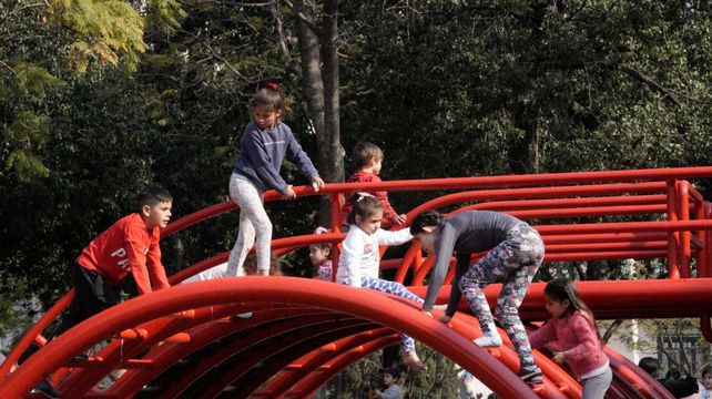 Así como la escuela organiza paseos para conocer la ciudad