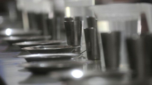 La comida de los comedores escolares es el único plato fuerte que los chicos tienen en el día