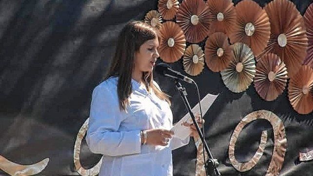 La docente. Silvina Bernardi destacó su paso por la escuela Nº7 Ciudad de Córdoba de Colonia Baylina.