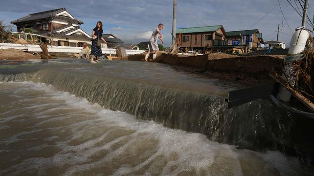 Catastróficas inundaciones en Japón dejaron poblaciones enteras aisladas
