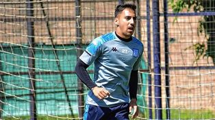 Racing sigue esperando por Javier Correa, quien no llegaría al Clásico de Avellaneda.&nbsp;