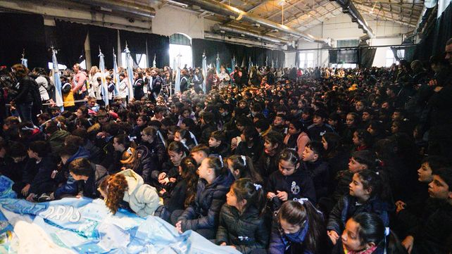 La promesa de lealtad se realizó en los galpones de&nbsp;la ex Rural.&nbsp;