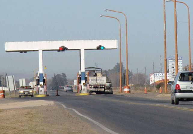 Preocupa el futuro laboral  de trabajadores de peajes
