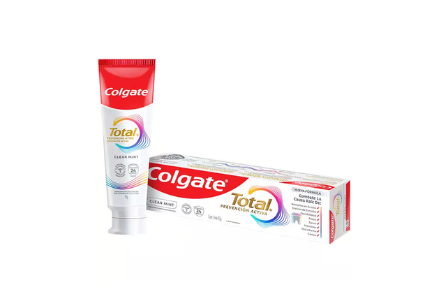 La crema dental Colgate Total Clean Mint fue prohibida recientewmente por Anmat