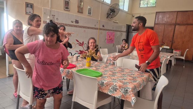 La vida cotidiana en el Hogar San Roque, cuando los fondos no llegan