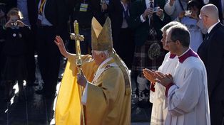 El Papa admiti&oacute; que el Vaticano no fue vigilante con la pederastia en la Iglesia