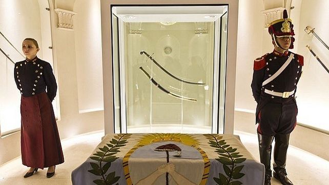 El presidente Javier Milei desatiende el pedido expreso de los herederos de San Martín