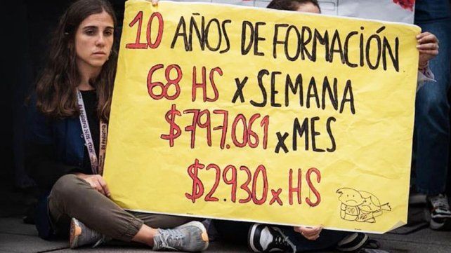 os residentes del hospital Garrahan levantaron el paro que iba a comenzar en la noche de este miércoles.