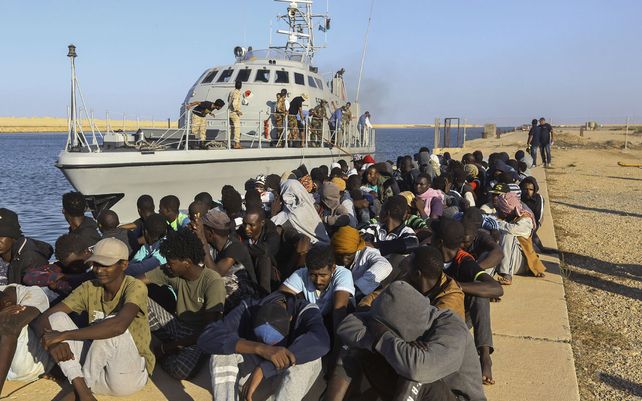 Organismo de derechos humanos de las Naciones Unidas dijeron este lunes que han encontrado evidencia de posibles crímenes de guerra y crímenes de lesa humanidad en Libia, contra migrantes que buscan utilizar el país del norte de África como una forma de llegar a Europa.