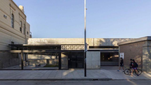 Una ciudadana canadiense internada en el hospital Cullen denunció haber sido víctima de un presunto abuso en México