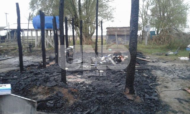 Tragedia en Saladero Cabal: murió una nena de 8 en un incendio que está siendo investigado