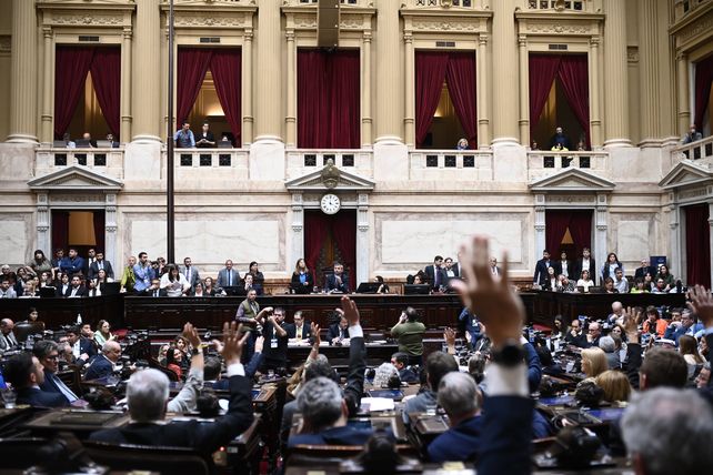 El bloque de La Libertad Avanza (LLA) apura el dictamen del Presupuesto y que se vote en Diputados antes de que terminen las sesiones ordinarias.