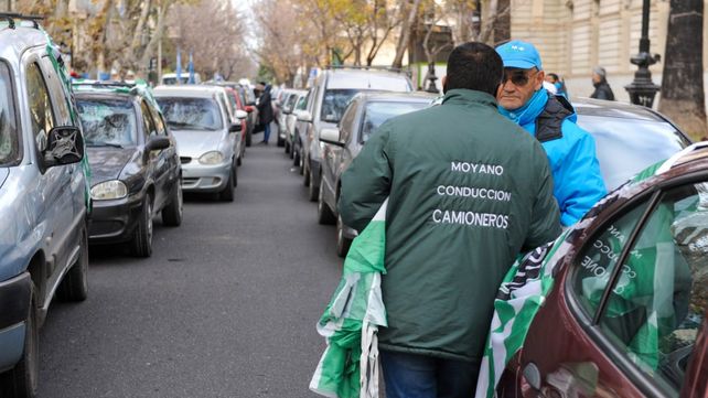 Vicentin: fuerte respaldo en el Monumento a la Bandera a la intervención estatal