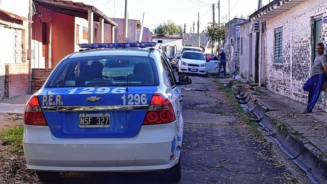 Esta tarde irrumpieron en una vivienda de calle Isidoro Rossi del barrio Pirola de Paraná.