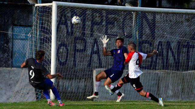 Clarísima de Argentino al final del primer tiempo