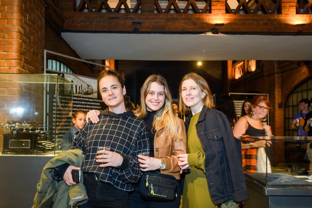 Julieta Álvarez, Mercedes Bertín y Victoria Reybet