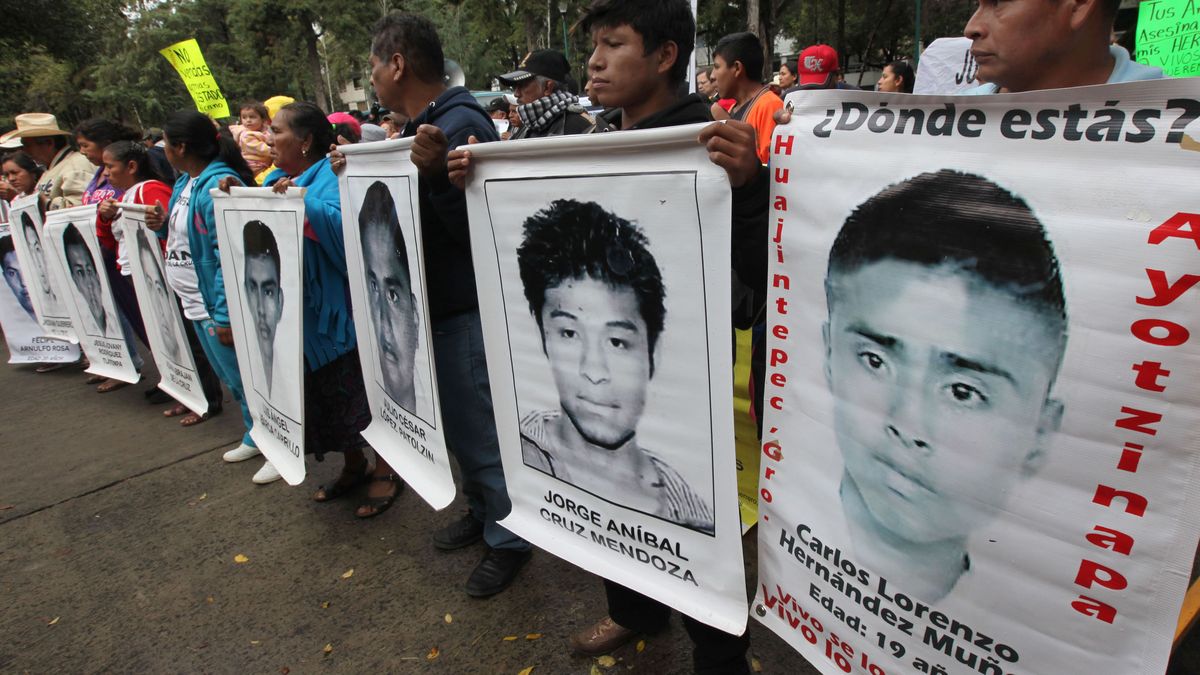 La desaparición de los 43 estudiantes sacude al gobierno mexicano de ...