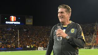 DT campeón. El Patón Bauza sonríe tras la final ganada ante Gimnasia.