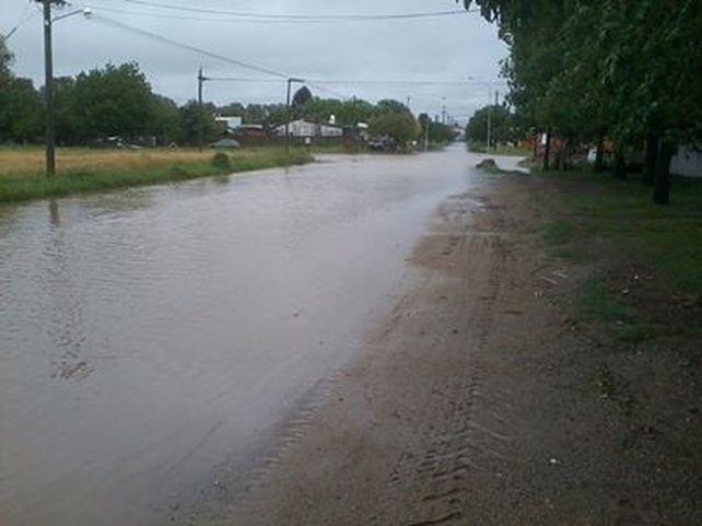 Hay alerta en el sur provincial por la crecida de arroyos y canales de la región