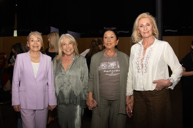 Ana de Luca, Stella Sciamarelli, Susana Pollacchi y Liliana Bori  