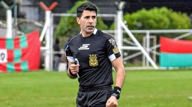 El árbitro que hará su estreno en el Grella
