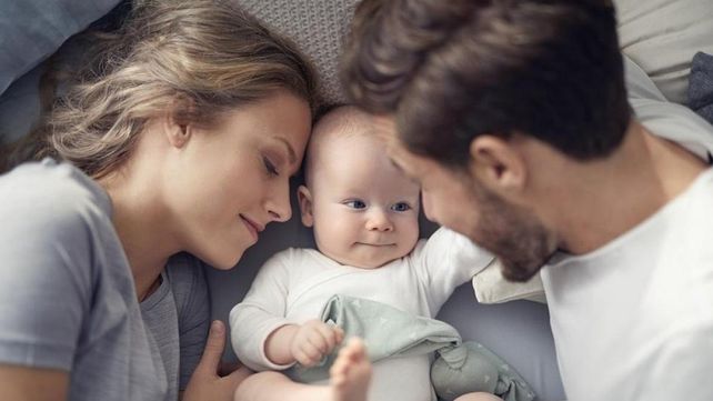Buscan ampliar licencias por maternidad y paternidad&nbsp;