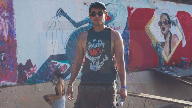 Fiesta de Disfraces: disfraces en los comercios y mural para recibir a los visitantes