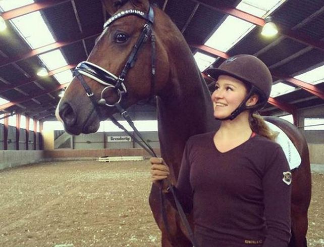 Quién es la millonaria más joven del mundo que cuida su fortuna andando a caballo