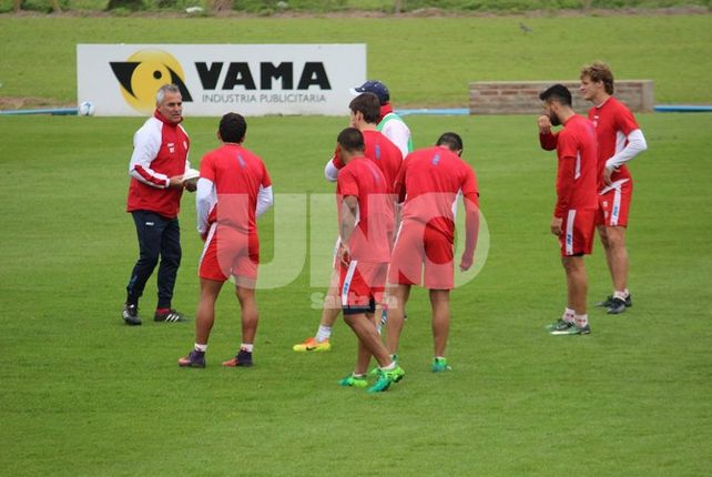 El equipo que pondría Madelón ante Defensa y Justicia