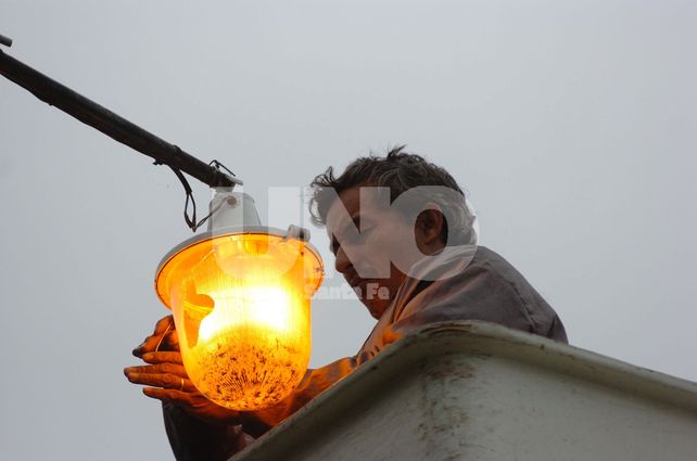 La EPE entregó a la Municipalidad las facturas por el abastecimiento de electricidad a espacios públicos