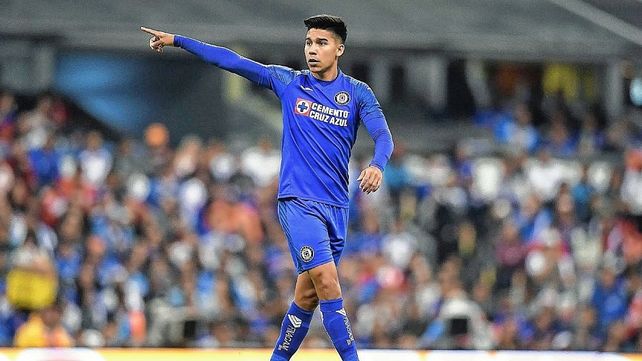 Cruz Azul apunta que no tiene ofertas de Boca por Fernández