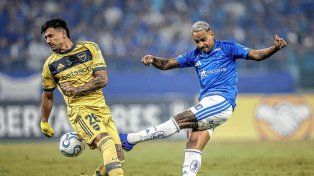 Boca Juniors sufrió por la expulsión de Bareiro y cayó 1-0 con Cruzeiro